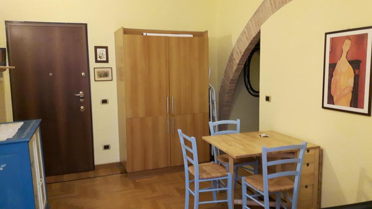 Mae Albenga Suites Екстер'єр фото